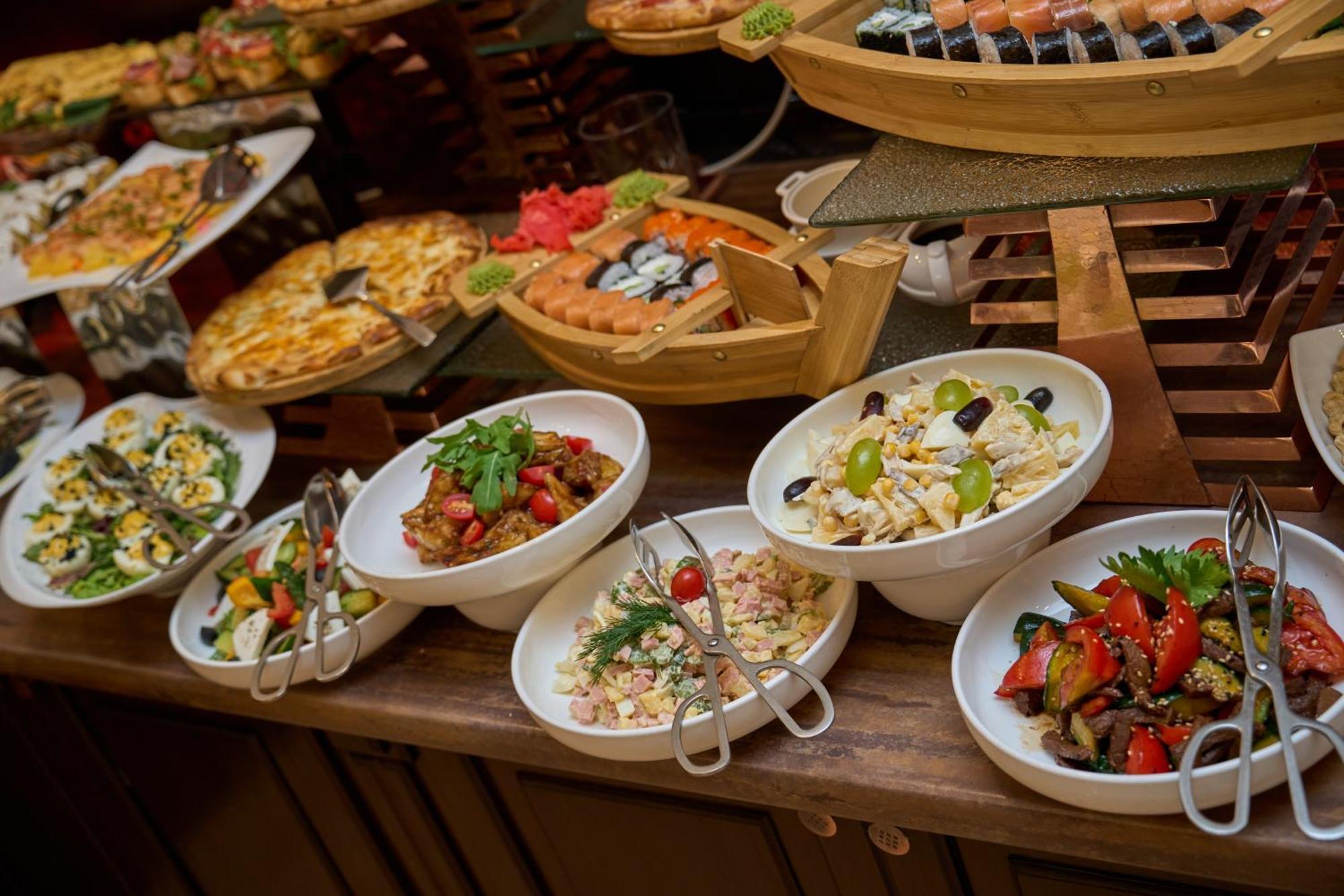 Garden Hotel & Spa Bishkek Exterior photo